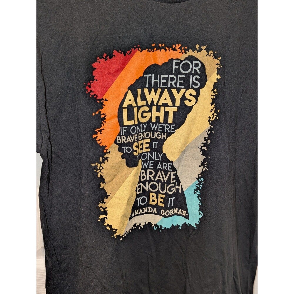 Gildan Size Large Black Amanda Gorman Quote‎ T-shirt